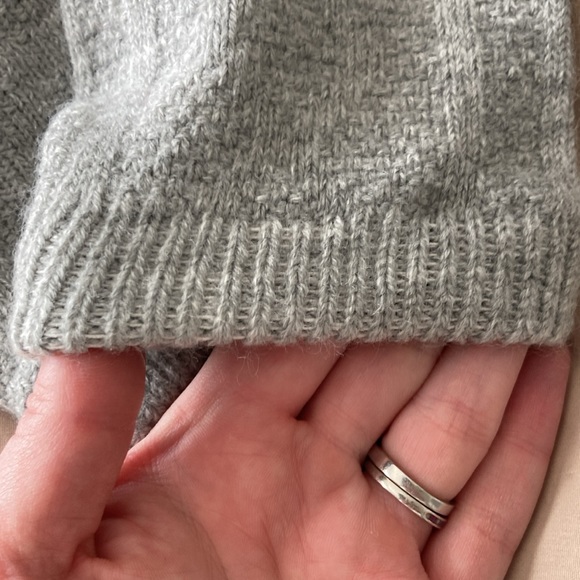 NWOT Sweater Knit Boot Cuff Set - Picture 4 of 6